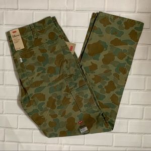 New Levi’s Men Carpenter Slim Fit Pants Camo 32x34